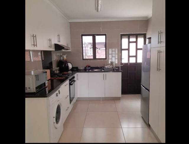 2 bed property to rent in MALVERN